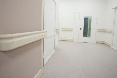 Отбойники для стен в медицинских учреждениях