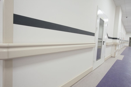 Отбойники для стен в медицинских учреждениях